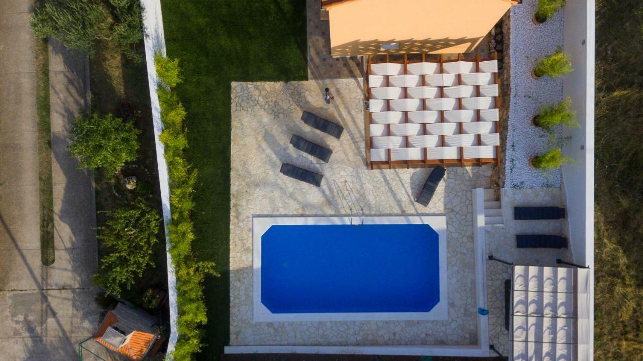 Villa Village Idylle With Heated Pool, Sauna, Jacuzzy And Private Parking Sukošan 外观 照片